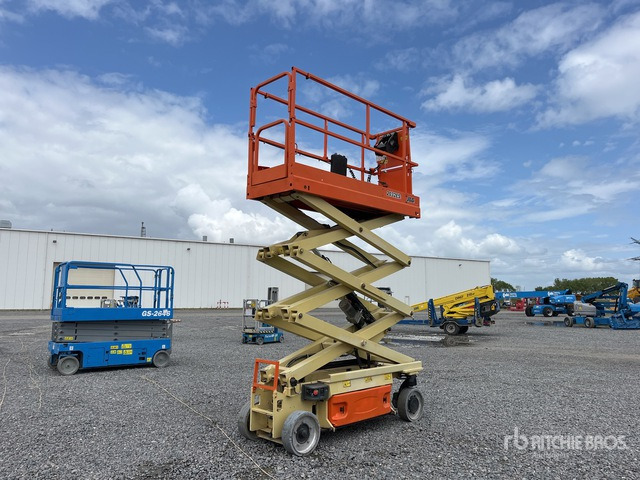 2015 JLG 2032ES Electric Scissor Lift - Škarjasta dvižna ploščad: slika 3 2015 JLG 2032ES Electric Scissor Lift - Škarjasta dvižna ploščad: slika 3