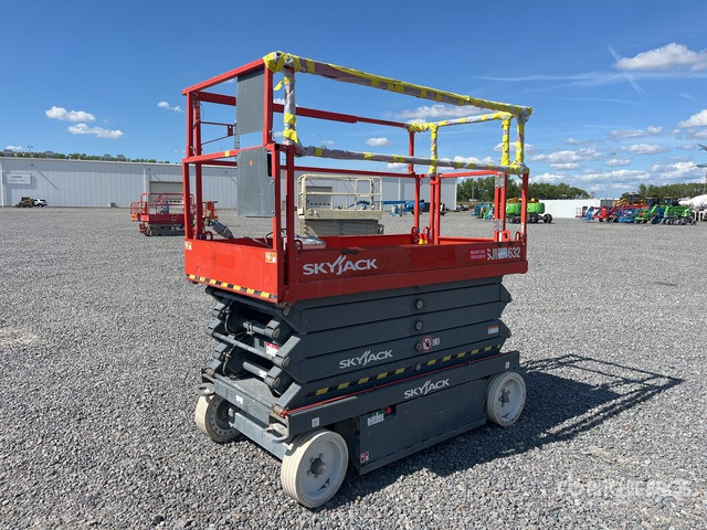 2015 Skyjack SJIII-4632 Electric Scissor Lift - Škarjasta dvižna ploščad: slika 1 2015 Skyjack SJIII-4632 Electric Scissor Lift - Škarjasta dvižna ploščad: slika 1