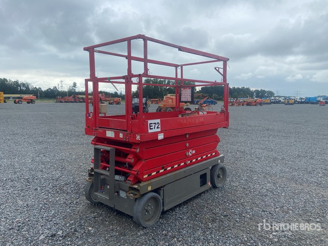 2016 Skyjack SJIII4626 Electric Scissor Lift - Škarjasta dvižna ploščad: slika 2 2016 Skyjack SJIII4626 Electric Scissor Lift - Škarjasta dvižna ploščad: slika 2