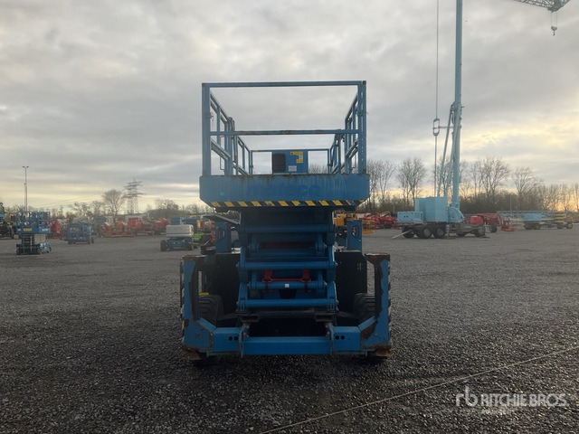 2018 Genie GS-5390 4x4 Diesel Scissor Lift - Škarjasta dvižna ploščad: slika 4 2018 Genie GS-5390 4x4 Diesel Scissor Lift - Škarjasta dvižna ploščad: slika 4