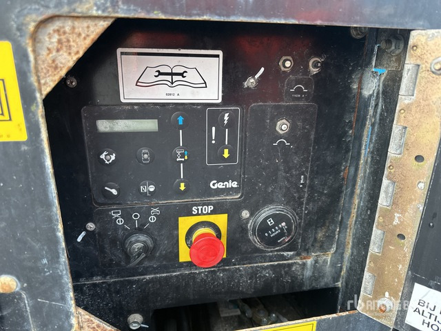 2018 Genie GS-5390 4x4 Diesel Scissor Lift - Škarjasta dvižna ploščad: slika 5 2018 Genie GS-5390 4x4 Diesel Scissor Lift - Škarjasta dvižna ploščad: slika 5