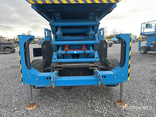2018 Genie GS-5390 4x4 Diesel Scissor Lift - Škarjasta dvižna ploščad: slika 4 2018 Genie GS-5390 4x4 Diesel Scissor Lift - Škarjasta dvižna ploščad: slika 4