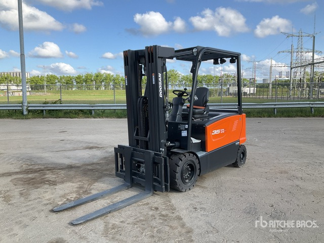 2023 Doosan B35X-7 PLUS (Unused) Electric Forklift - Električni viličar: slika 2 2023 Doosan B35X-7 PLUS (Unused) Electric Forklift - Električni viličar: slika 2