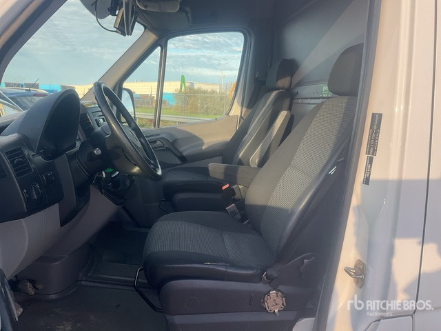 Mercedes-Benz Material Handling Arm - Dvižna ploščad montirana na tovornjak: slika 5 Mercedes-Benz Material Handling Arm - Dvižna ploščad montirana na tovornjak: slika 5