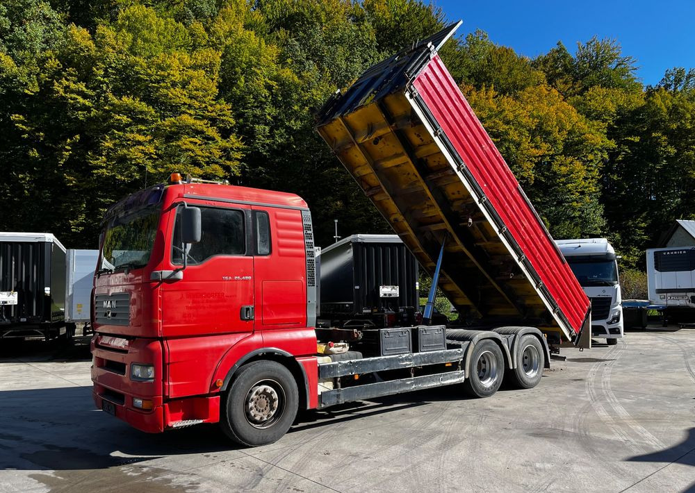 MAN TGA 26.480 // Wywrotka 3 stronna // 2004 Rok // 6x4 // Kiper Schwarzmuller // - Tovornjak prekucnik: slika 1 MAN TGA 26.480 // Wywrotka 3 stronna // 2004 Rok // 6x4 // Kiper Schwarzmuller // - Tovornjak prekucnik: slika 1