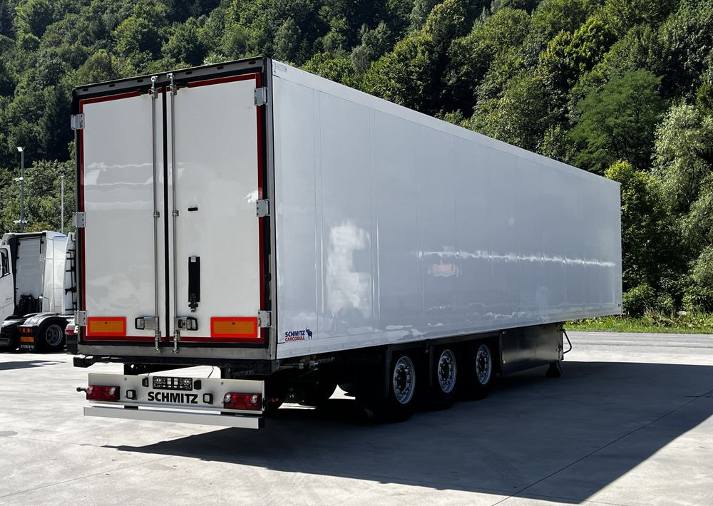 Schmitz Cargobull Chłodnia // 2010 Rok // 2 osie podnoszone // Doppelstock // Kosz paletowy // - Polprikolica hladilnik: slika 1 Schmitz Cargobull Chłodnia // 2010 Rok // 2 osie podnoszone // Doppelstock // Kosz paletowy // - Polprikolica hladilnik: slika 1