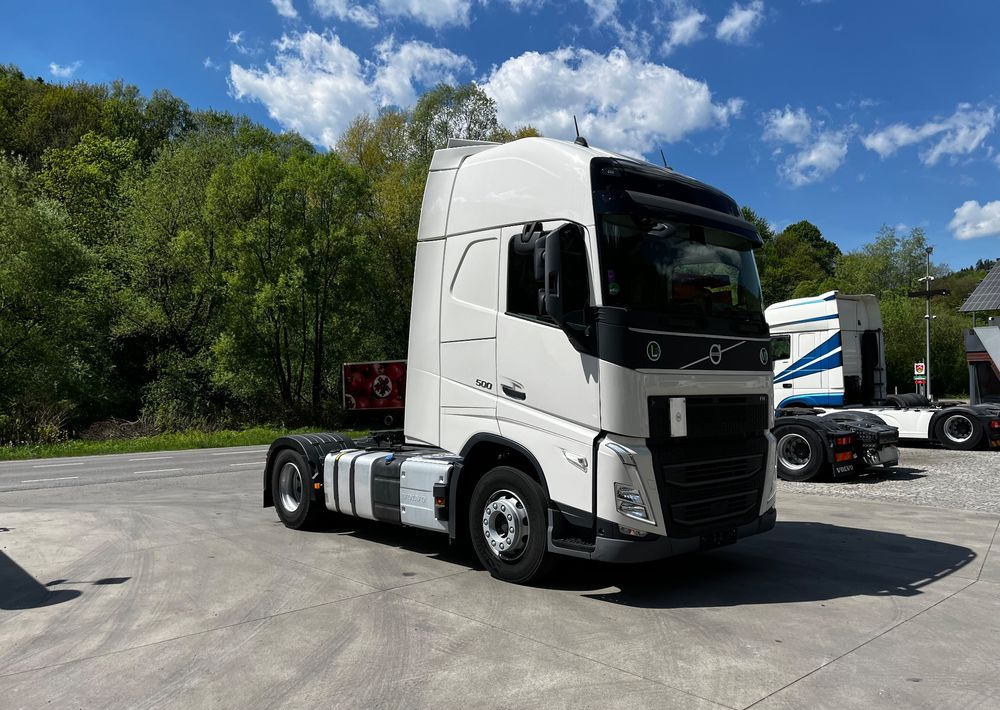 Volvo FH 500 // Zamiana na starszy // Silnik Euro 6 nie Isave // Parkclima // XL // Radary // Duże zbiorniki // Gwarancja // - Vlačilec: slika 4 Volvo FH 500 // Zamiana na starszy // Silnik Euro 6 nie Isave // Parkclima // XL // Radary // Duże zbiorniki // Gwarancja // - Vlačilec: slika 4