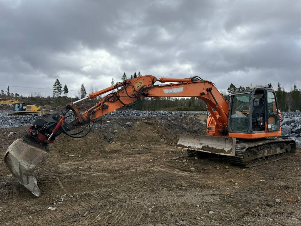 Doosan DX 140 LCR - Bager goseničar: slika 1 Doosan DX 140 LCR - Bager goseničar: slika 1