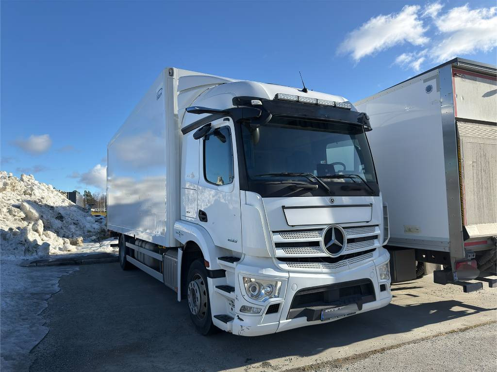 Mercedes-Benz Actros 1833 - Tovornjak zabojnik: slika 1 Mercedes-Benz Actros 1833 - Tovornjak zabojnik: slika 1