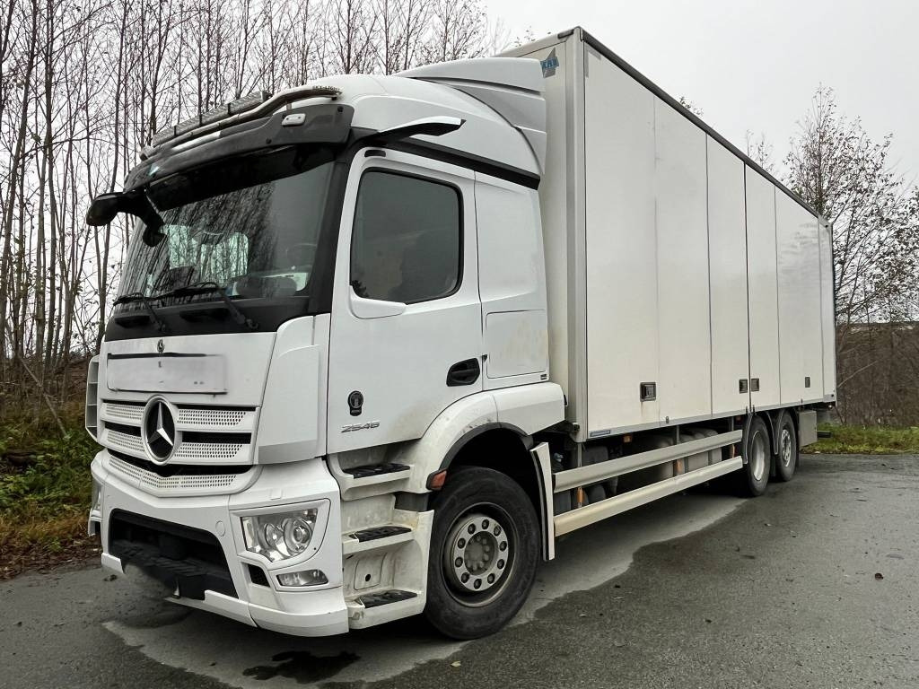 Mercedes-Benz Actros 2546 6x2 - Tovornjak zabojnik: slika 1 Mercedes-Benz Actros 2546 6x2 - Tovornjak zabojnik: slika 1