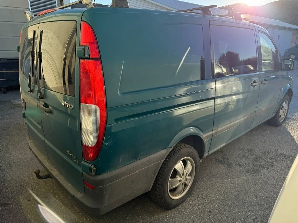 Mercedes-Benz Vito 116 CDI 4x4 - Mali kombi: slika 5 Mercedes-Benz Vito 116 CDI 4x4 - Mali kombi: slika 5