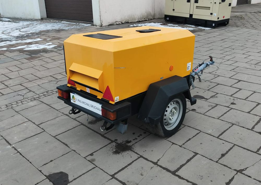 Doosan 7/20 - Zračni kompresor: slika 1 Doosan 7/20 - Zračni kompresor: slika 1