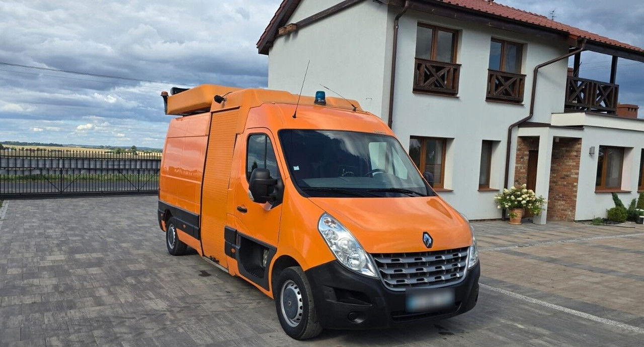 Renault Master Drogowa pomoc autostradowa Auto serwisowe Służby drogowe - Furgon: slika 1 Renault Master Drogowa pomoc autostradowa Auto serwisowe Służby drogowe - Furgon: slika 1