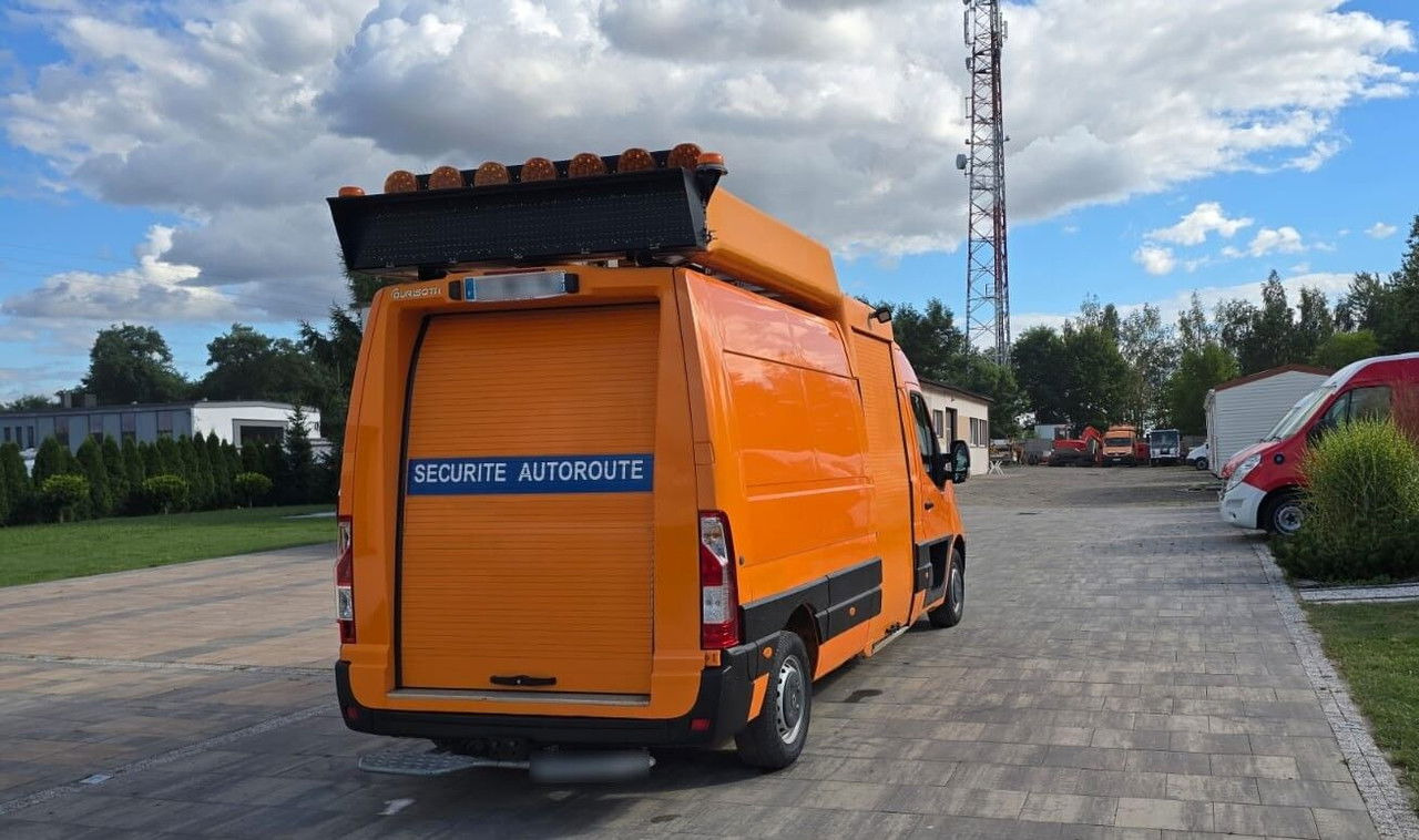 Renault Master Drogowa pomoc autostradowa Auto serwisowe Służby drogowe - Furgon: slika 5 Renault Master Drogowa pomoc autostradowa Auto serwisowe Służby drogowe - Furgon: slika 5