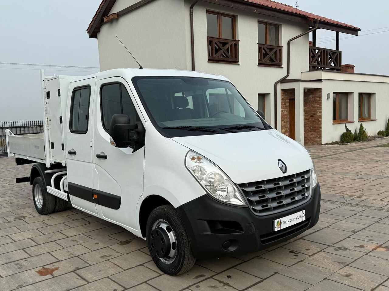 Renault Master - Dostavno vozilo s kesonom: slika 1 Renault Master - Dostavno vozilo s kesonom: slika 1