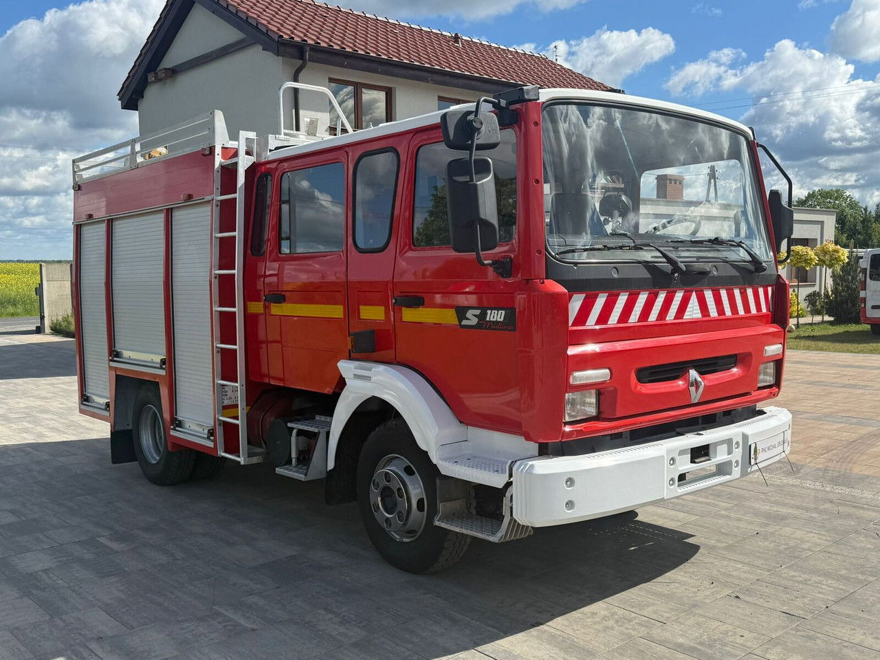 Renault Midliner 180 S180 - Gasilsko vozilo: slika 1 Renault Midliner 180 S180 - Gasilsko vozilo: slika 1