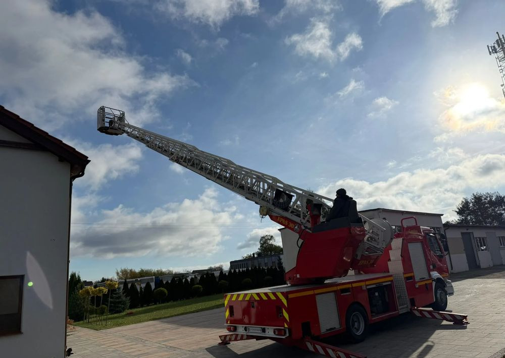 Renault Midlum 210 - Gasilsko vozilo: slika 3 Renault Midlum 210 - Gasilsko vozilo: slika 3