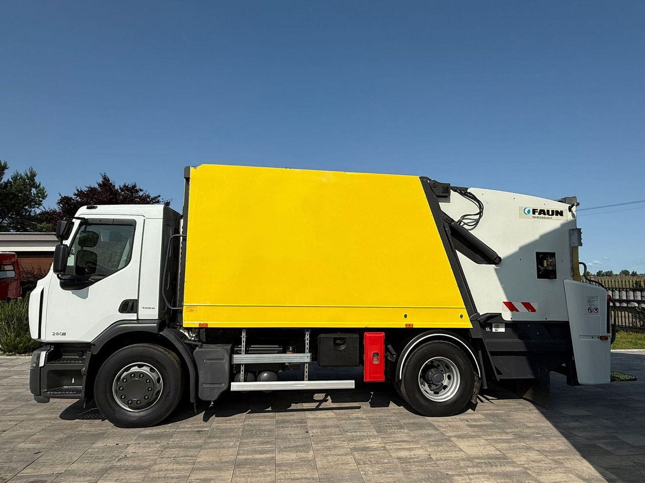 Renault Premium 280 DXI Śmieciarka Faun VR5.Untr Tylko 263TYS Przebiegu - Smetarski tovornjak: slika 5 Renault Premium 280 DXI Śmieciarka Faun VR5.Untr Tylko 263TYS Przebiegu - Smetarski tovornjak: slika 5