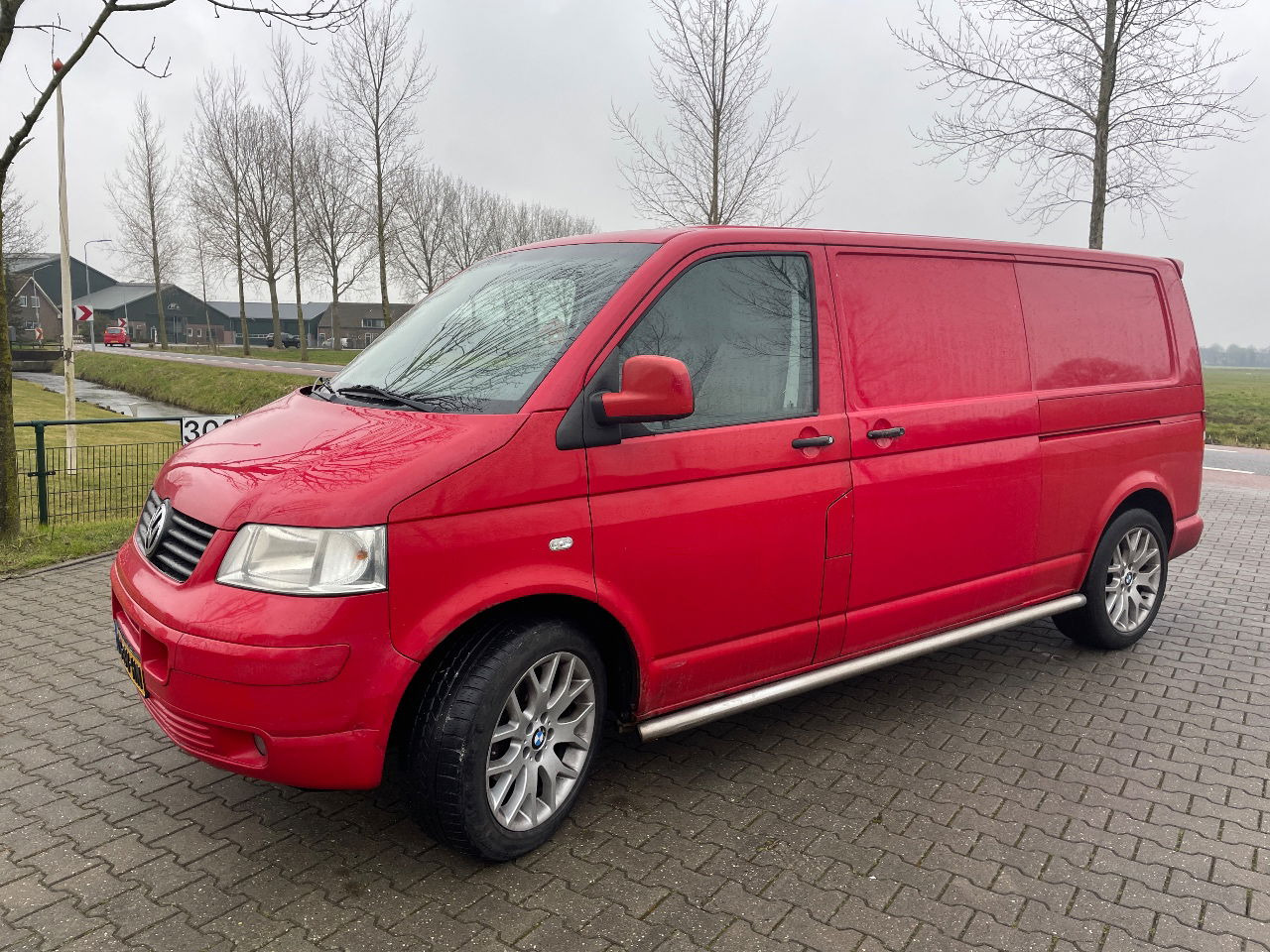 Volkswagen Transporter t5 2.5 L2 dubbele schuifdeur - Mali kombi: slika 2 Volkswagen Transporter t5 2.5 L2 dubbele schuifdeur - Mali kombi: slika 2