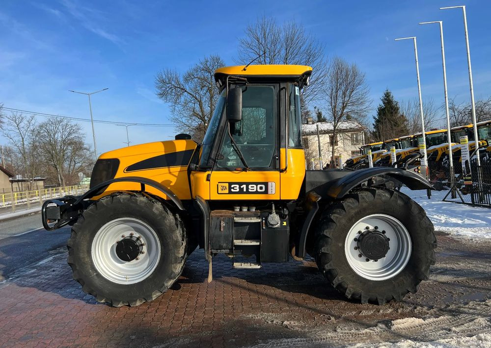 JCB Fastrac 3190 | 2003 Rok| 190 KM - Traktor: slika 2 JCB Fastrac 3190 | 2003 Rok| 190 KM - Traktor: slika 2