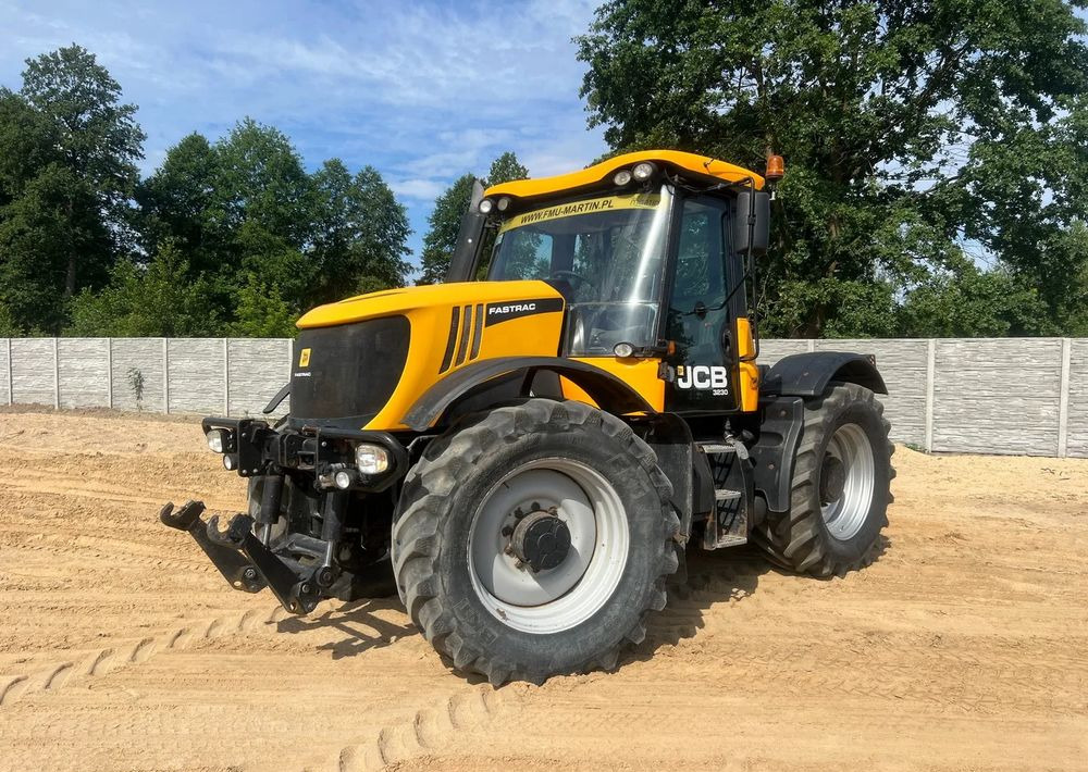 JCB Fastrac 3230 Xtra - Traktor: slika 1 JCB Fastrac 3230 Xtra - Traktor: slika 1