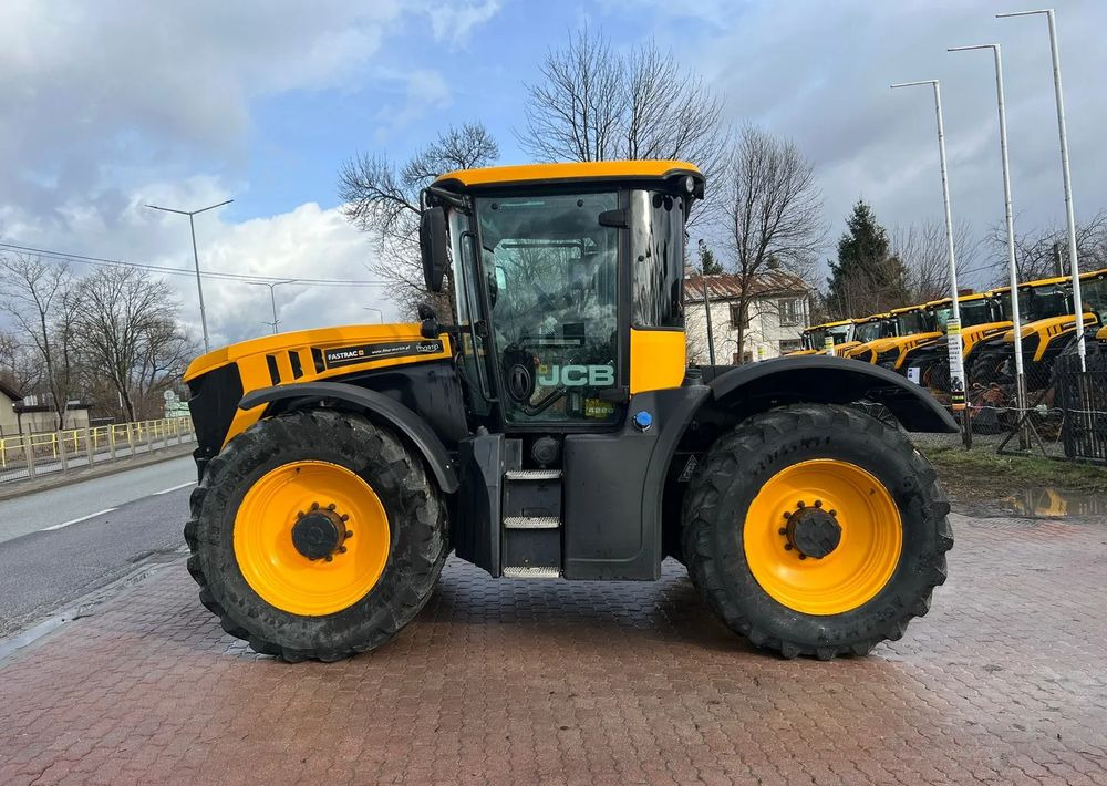 JCB Fastrac 4220 - Traktor: slika 2 JCB Fastrac 4220 - Traktor: slika 2