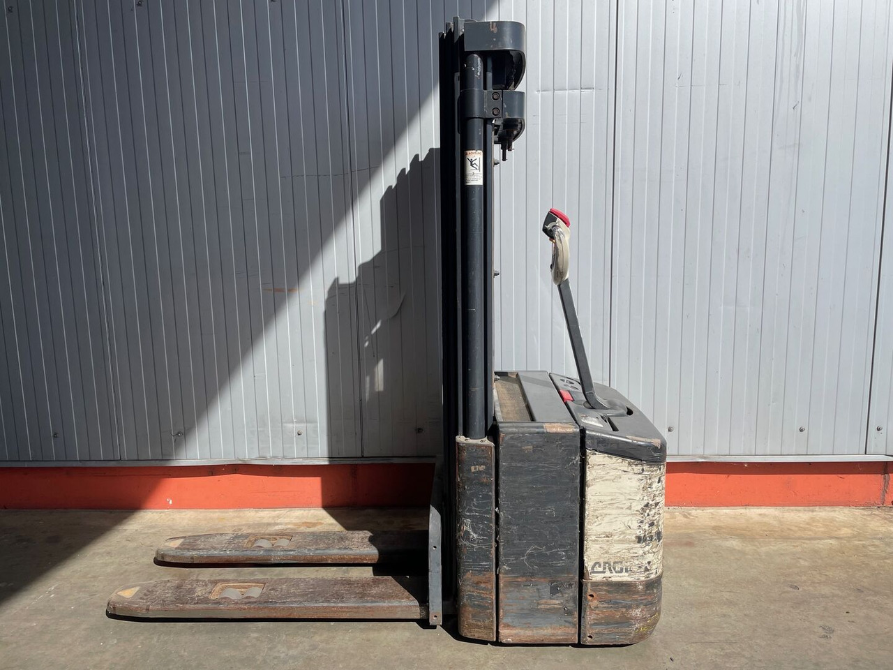 Crown WE2300 1.6 TT - Stroj za zlaganje: slika 1 Crown WE2300 1.6 TT - Stroj za zlaganje: slika 1