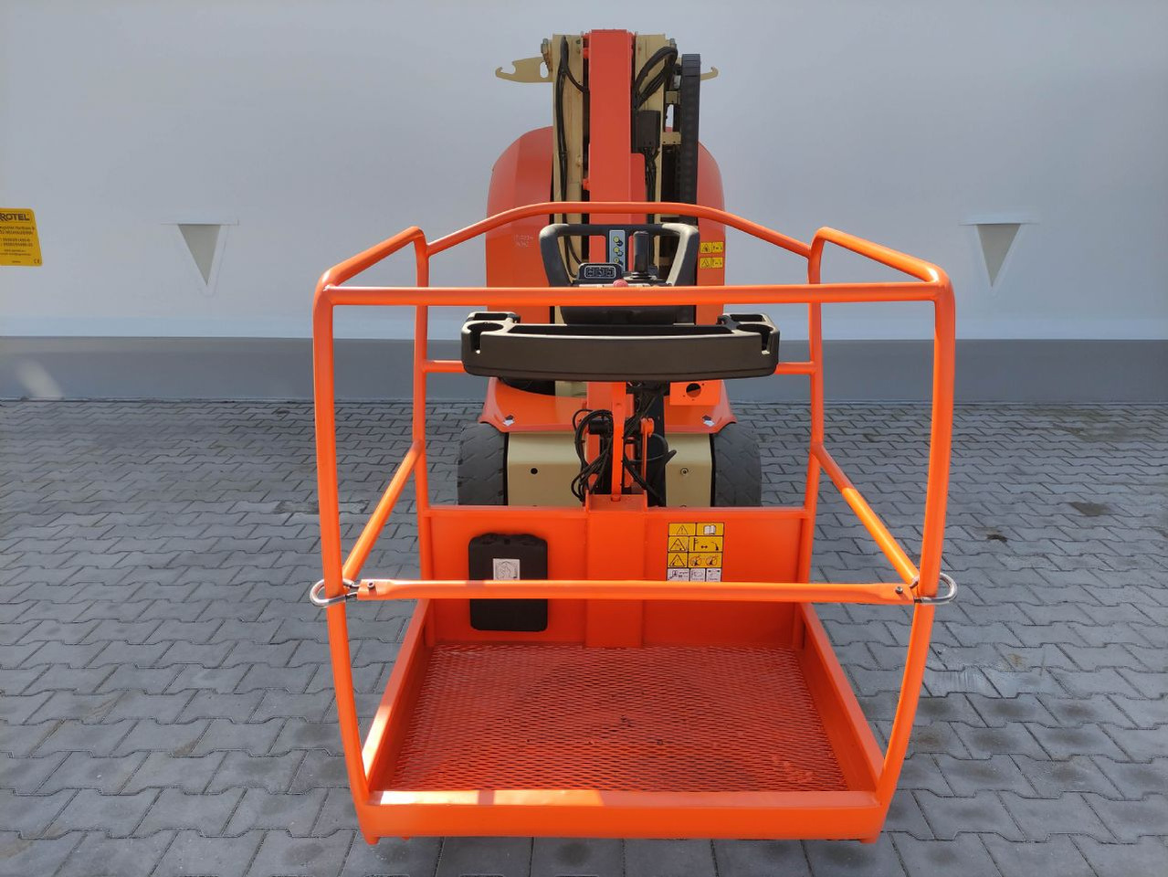 JLG Toucan 12 E (LACK NEU) - Vertikalni dvižni teleskop: slika 3 JLG Toucan 12 E (LACK NEU) - Vertikalni dvižni teleskop: slika 3