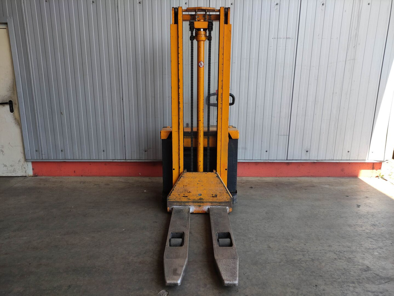 Jungheinrich EJC A 12.5 - Stroj za zlaganje: slika 3 Jungheinrich EJC A 12.5 - Stroj za zlaganje: slika 3