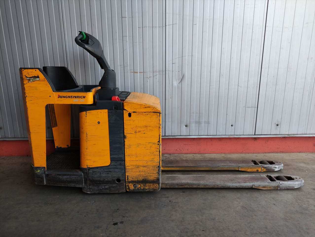 Jungheinrich ERE 120 - Paletni viličar: slika 2 Jungheinrich ERE 120 - Paletni viličar: slika 2