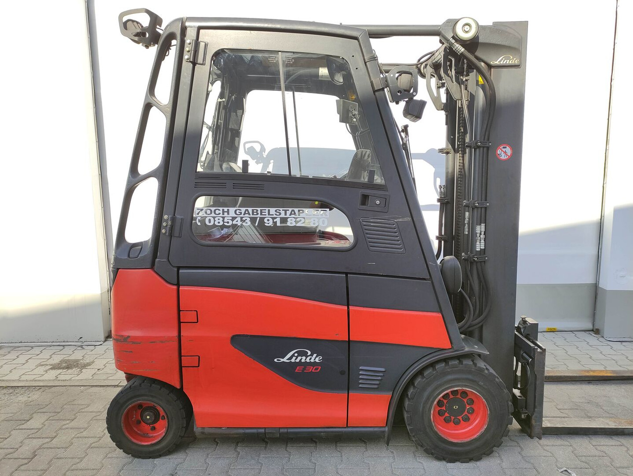 Linde E30H-01-600-387 - Električni viličar: slika 2 Linde E30H-01-600-387 - Električni viličar: slika 2