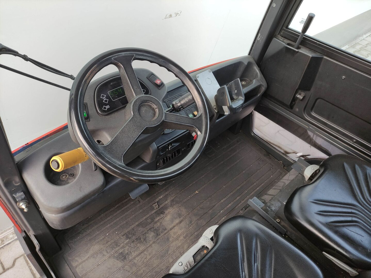 Linde P250 - Vlečni traktor: slika 5 Linde P250 - Vlečni traktor: slika 5