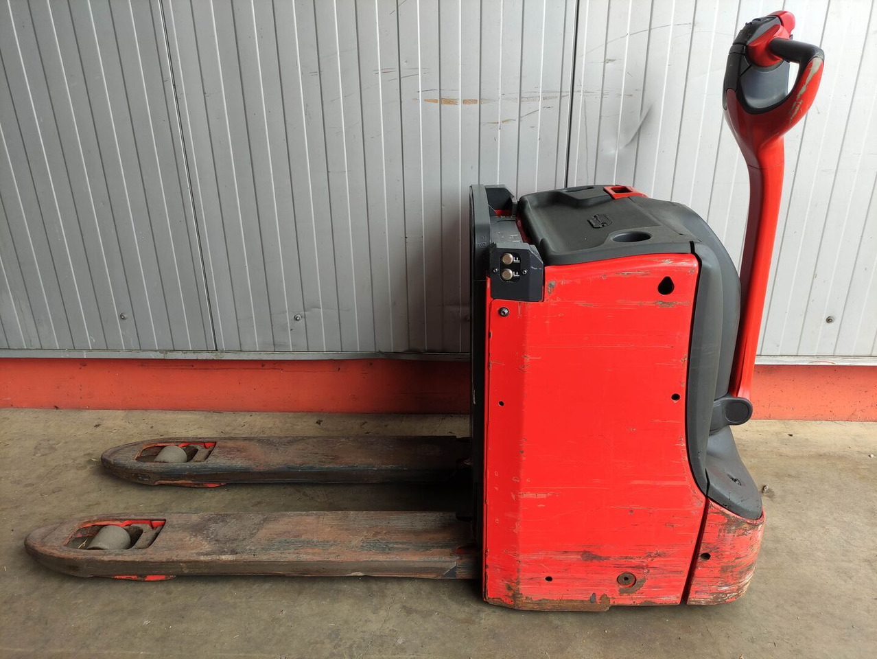Linde T16L-1152 - Paletni viličar: slika 1 Linde T16L-1152 - Paletni viličar: slika 1