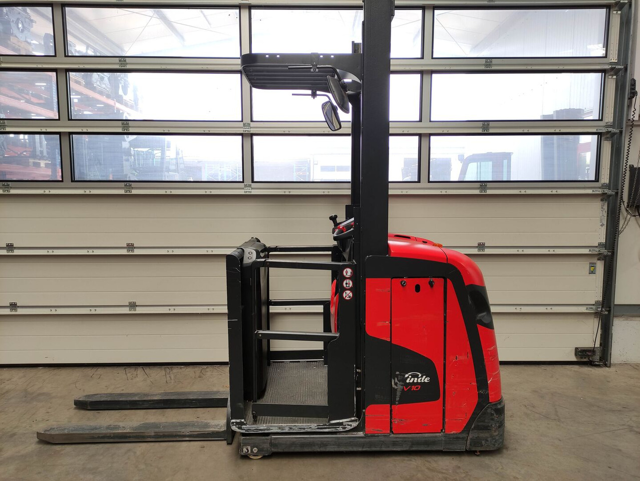 Linde V10-02 - Stroj za pripravo blaga: slika 1 Linde V10-02 - Stroj za pripravo blaga: slika 1