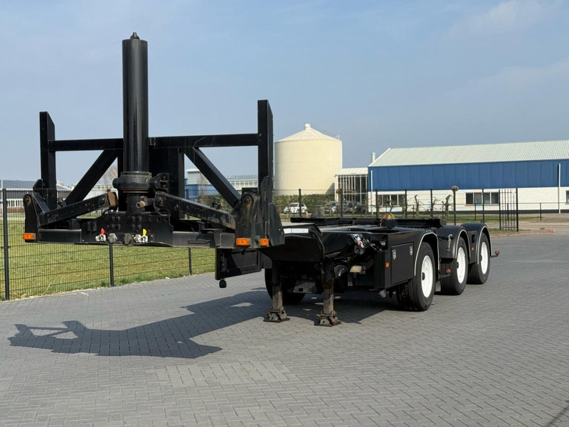 D-Tec CTD-41-03D TIPPER, CONTAINER, STEERING, LIFT AXLE. - Kontejnerska polprikolica/ Polprikolica z zamenljivim tovoriščem: slika 1 D-Tec CTD-41-03D TIPPER, CONTAINER, STEERING, LIFT AXLE. - Kontejnerska polprikolica/ Polprikolica z zamenljivim tovoriščem: slika 1