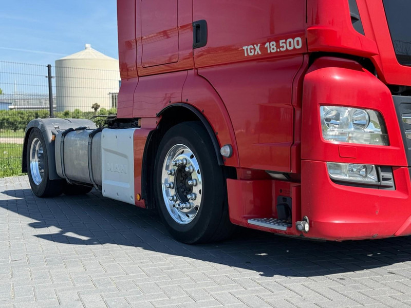 MAN 18.500 FULL AIR, ALCOA, TV, INVERTER, MICROWAVE, TOP. - Vlačilec: slika 4 MAN 18.500 FULL AIR, ALCOA, TV, INVERTER, MICROWAVE, TOP. - Vlačilec: slika 4