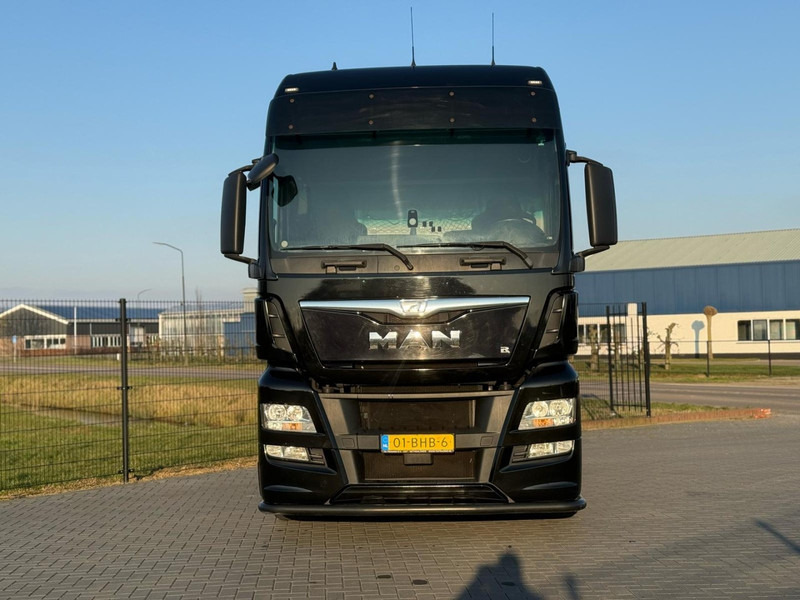 MAN TGX 18.440 NL TRUCK, ALCOA WHEELS, 2X TANK. - Vlačilec: slika 3 MAN TGX 18.440 NL TRUCK, ALCOA WHEELS, 2X TANK. - Vlačilec: slika 3
