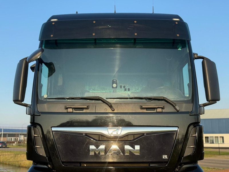 MAN TGX 18.440 NL TRUCK, ALCOA WHEELS, 2X TANK. - Vlačilec: slika 4 MAN TGX 18.440 NL TRUCK, ALCOA WHEELS, 2X TANK. - Vlačilec: slika 4