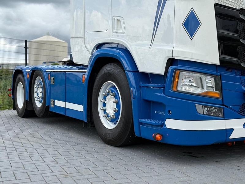 Scania R450 SHOW TRUCK, INTERIOR, STEERING, RETARDER, 570.000 KM. - Vlačilec: slika 4 Scania R450 SHOW TRUCK, INTERIOR, STEERING, RETARDER, 570.000 KM. - Vlačilec: slika 4