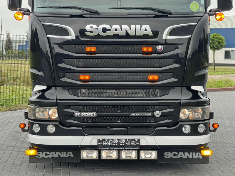 Vlačilec Scania R520 SHOW TRUCK, RETARDER, LEATHER SEATS, MANUEL!: slika 14