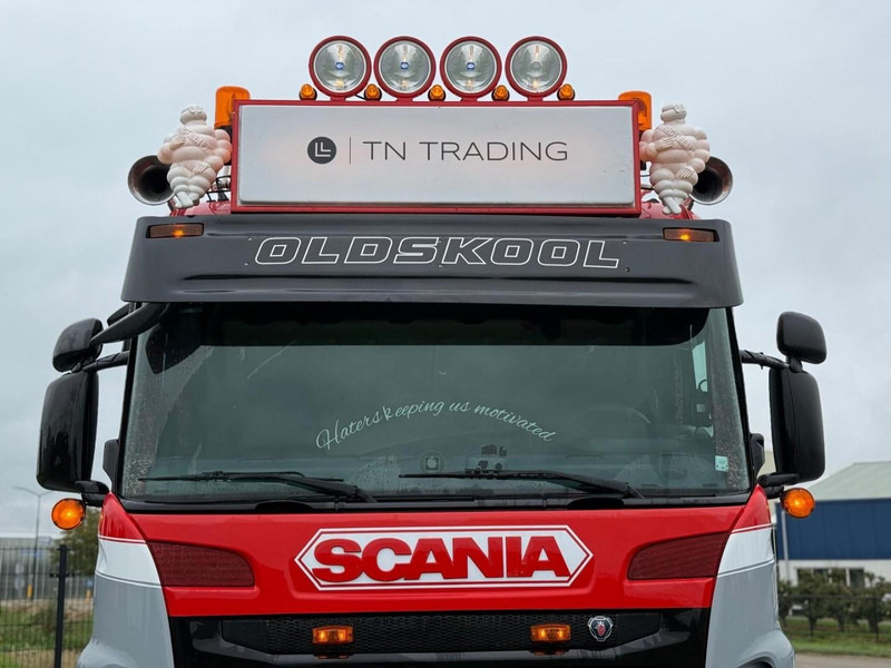Scania R560 V8 SHOW, TOP, LEREN STOELEN, RETARDER, HANDGESCHAKELD. - Vlačilec: slika 4 Scania R560 V8 SHOW, TOP, LEREN STOELEN, RETARDER, HANDGESCHAKELD. - Vlačilec: slika 4