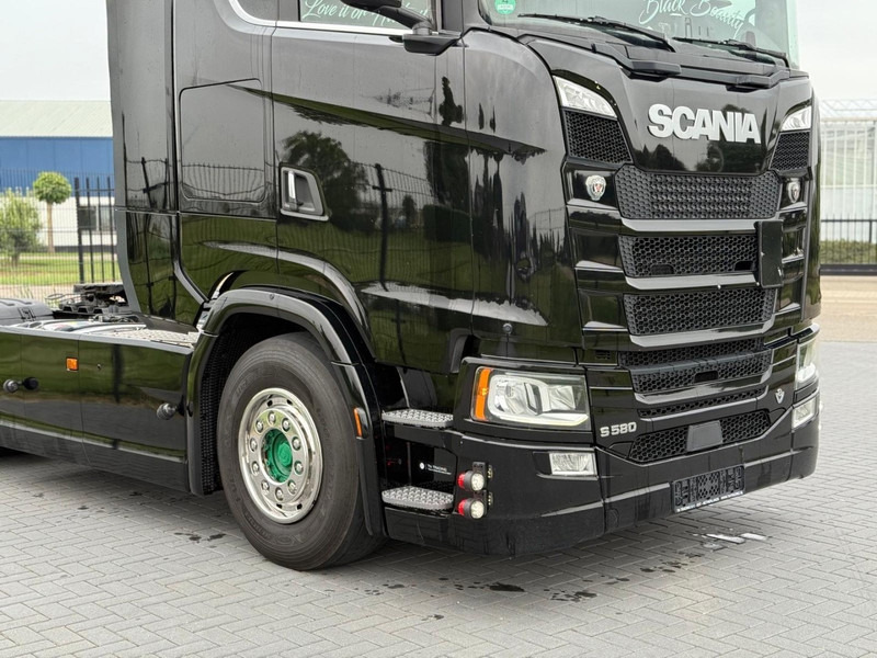 Scania S580 V8 NGS RETARDER, LEATHER, 2X TANK, TOP CONDITION! - Vlačilec: slika 3 Scania S580 V8 NGS RETARDER, LEATHER, 2X TANK, TOP CONDITION! - Vlačilec: slika 3