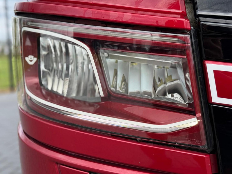 Scania S580 V8 NGS SHOWTRUCK, VOLLUCHT, RETARDER, LEER, GESTUURD. - Vlačilec: slika 5 Scania S580 V8 NGS SHOWTRUCK, VOLLUCHT, RETARDER, LEER, GESTUURD. - Vlačilec: slika 5