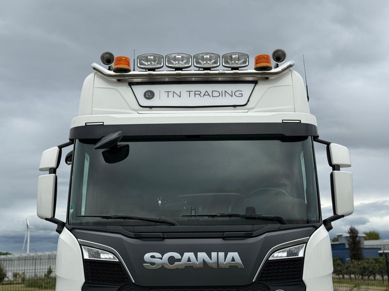 Scania S590 V8 NGS FULL AIR, PARK COOL, RETARDER, 2 TANKS. - Vlačilec: slika 4 Scania S590 V8 NGS FULL AIR, PARK COOL, RETARDER, 2 TANKS. - Vlačilec: slika 4