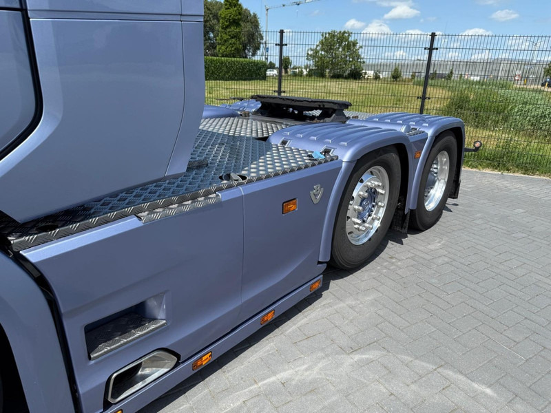 Vlačilec Scania S650 V8 NGS SHOWTRUCK, GESTUURD, VOLLUCHT, TOPSTAAT, ALCOA'S.: slika 9