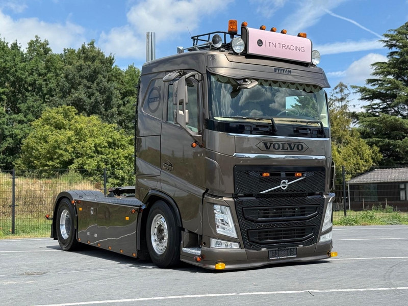 Volvo FH 13.500 SHOW TRUCK, FULL AIR, INTERIOR, TOP, HYDRAULIC. - Vlačilec: slika 1 Volvo FH 13.500 SHOW TRUCK, FULL AIR, INTERIOR, TOP, HYDRAULIC. - Vlačilec: slika 1