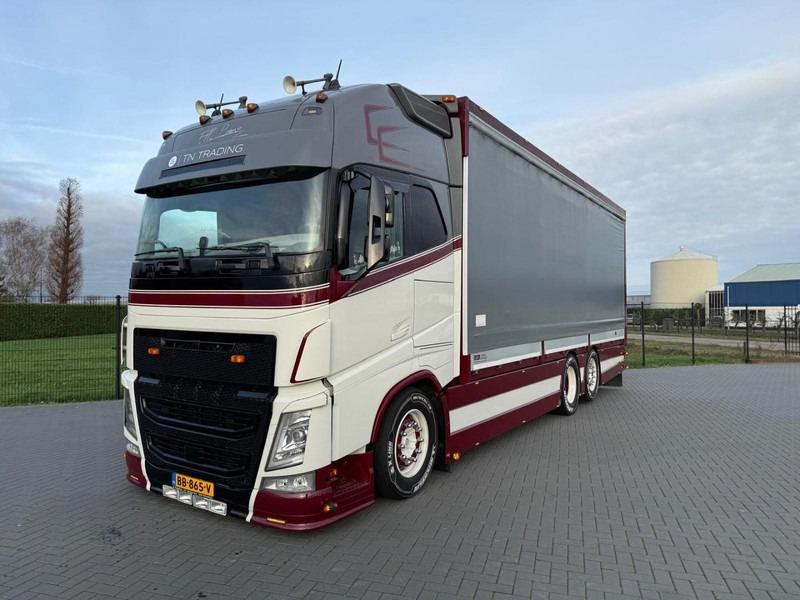 Volvo FH 13.500XL SHOW TRUCK, SPECIAL INTERIOR, TOP STAAT, VOLLUCHT, LAGE KM. - Tovornjak zabojnik: slika 3 Volvo FH 13.500XL SHOW TRUCK, SPECIAL INTERIOR, TOP STAAT, VOLLUCHT, LAGE KM. - Tovornjak zabojnik: slika 3