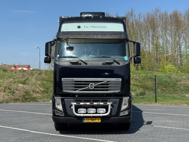 Volvo FH 13.540 STEERING, RETARDER, DOUBLE FLOOR, LIVE STOCK. - Tovornjak za prevoz živine: slika 4 Volvo FH 13.540 STEERING, RETARDER, DOUBLE FLOOR, LIVE STOCK. - Tovornjak za prevoz živine: slika 4
