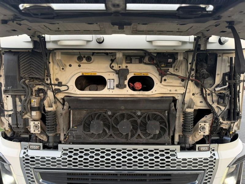 Volvo FH16.650XL VOLLUCHT, RETARDER, HYDRAULIEK, LEER, PARK COOL. - Tovornjak prekucnik: slika 4 Volvo FH16.650XL VOLLUCHT, RETARDER, HYDRAULIEK, LEER, PARK COOL. - Tovornjak prekucnik: slika 4