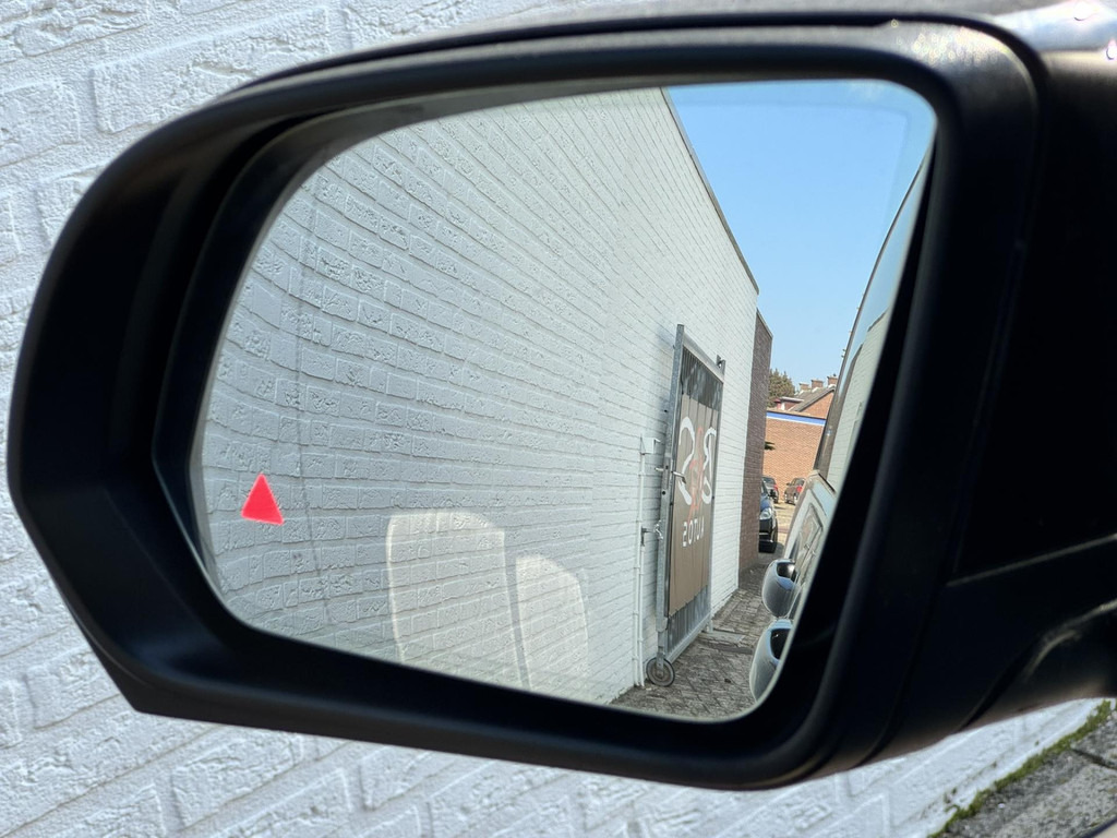 Mercedes-Benz V-Klasse-300d L3 Avantgarde AMG 360 Camera Burmester Groot scherm Adaptieve cruise - Dostavno vozilo z dvojno kabino: slika 4 Mercedes-Benz V-Klasse-300d L3 Avantgarde AMG 360 Camera Burmester Groot scherm Adaptieve cruise - Dostavno vozilo z dvojno kabino: slika 4